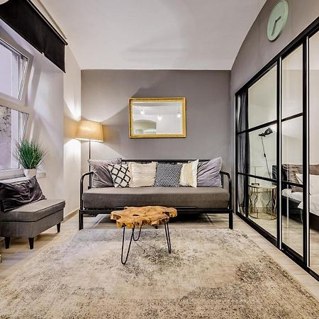 Apartments Santini Загреб Экстерьер фото